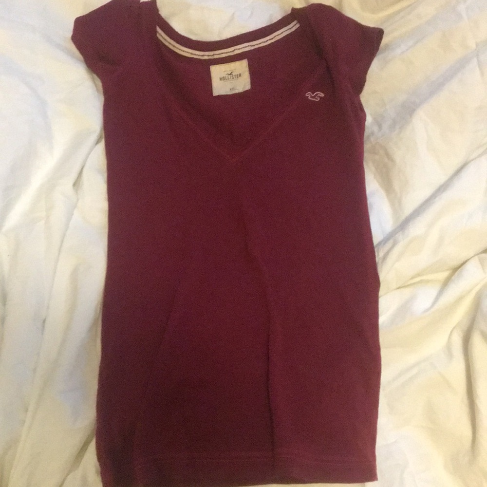 Hollister deep red